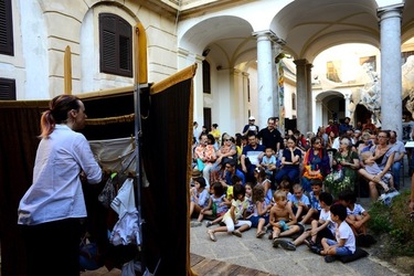 PULCINELLA Napoli. Fotografie di Giulio Azzarello ©2020. PULCINELLA Napoli. Fotografie di Giulio Azzarello ©2020.
