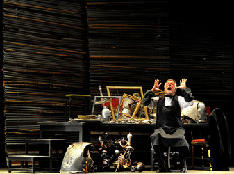 TEATRO stabile BIONDO di Palermo. Primo spettacolo stagione 2015 2106. Foto di Giulio Azzarello &copy;.