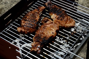 CARNE RUSTICA fotografie di Giulio Azzarello ©2019. CARNE RUSTICA fotografie di Giulio Azzarello ©2019.