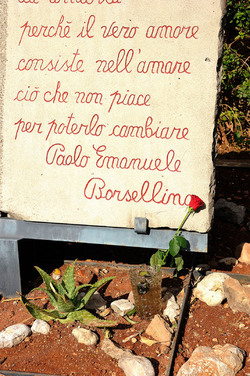 LAPIDE BORSELLINO a Palermo. Fotografie di Giulio Azzarello ©2014.