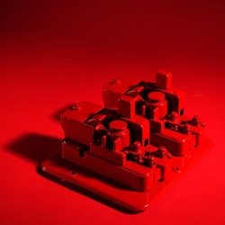 SCARPE. Fotografia di Giulio Azzarello ©2023. SCARPE. Fotografia di Giulio Azzarello ©2023.