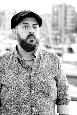 ALESSIO BOSCO artista musicista compositore. Fotografie di Giulio Azzarello &copy;2018.