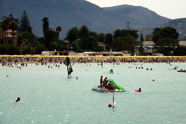 MONDELLO. Fotografe di Giulio Azzarello &copy;2023.