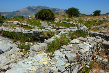 SEGESTA il sito archeologico il teatro greco e l acropoli. Panorami e particolari. Fotografie di Giulio Azzarello &copy;2014.