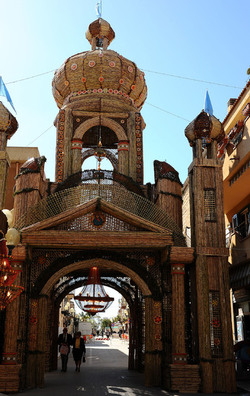 GLI ARCHI DI PASQUA a San Biagio Platani in Sicilia. Fotografie di Giulio Azzarello &copy;2014.