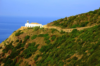 ISOLA DI USTICA il paese. Fotografie di Giulio Azzarello ©2016. ISOLA DI USTICA il paese. Fotografie di Giulio Azzarello ©2016.