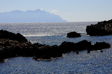 ISOLA DI LEVANZO in Sicilia. Fotografie di Giulio Azzarello &copy;2014.