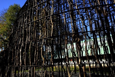 VENEZIA installazione lignea Giardini della Biennale di Arch. Cont. Fotografie di Giulio Azzarello &copy;2022.