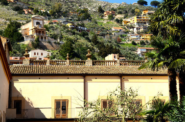 MONREALE in Sicilia. Fotografie di Giulio Azzarello &copy;2016.