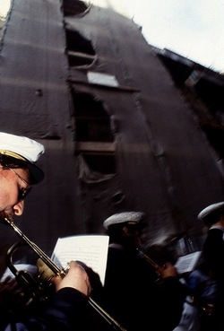 PROCESSIONE RELIGIOSA fotografie di Giulio Azzarello &copy;2022.