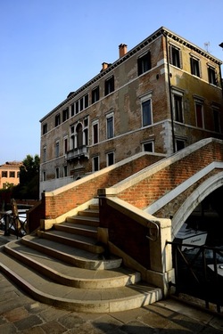 VENEZIA fotografie di Giulio Azzarello ©2022.