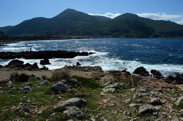 CAPO GALLO riserva marina e naturalistica a Palermo panoramiche e particolari. Fotografie di Giulio Azzarello ©2014. CAPO GALLO riserva marina e naturalistica a Palermo panoramiche e particolari. Fotografie di Giulio Azzarello ©2014.