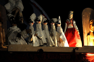 BRUNO LEONE e il suo Pulcinella spettacolo. Fotografie di Giulio Azzarello ©2014. BRUNO LEONE e il suo Pulcinella spettacolo. Fotografie di Giulio Azzarello ©2014.