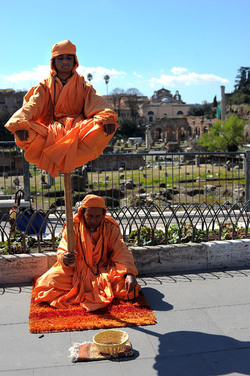 ROMA. Fotografie di Giulio Azzarello ©2014. ROMA. Fotografie di Giulio Azzarello ©2014.