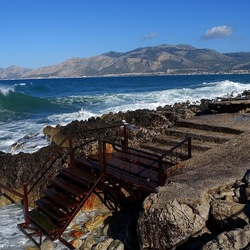 COSTA SICILIANA. Fotografie di Giulio Azzarello &copy;2022.