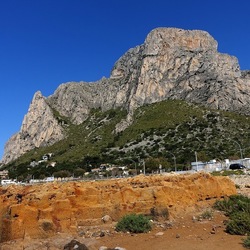 BARCARELLO. Fotografie di Giulio Azzarello ©2022. BARCARELLO. Fotografie di Giulio Azzarello ©2022.