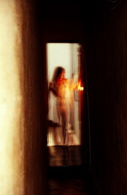 ATELIER SUL MARE fotografie di Giulio Azzarello &copy;2021.