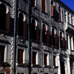 VENEZIA fotografie di Giulio Azzarello &copy;2022.