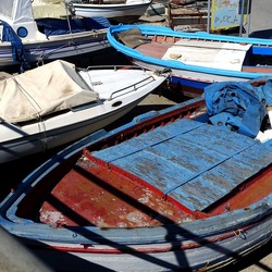 BARCHE. Fotografie di Giulio Azzarello &copy;2022.