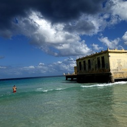 MONDELLO. Fotografe di Giulio Azzarello &copy;2023.