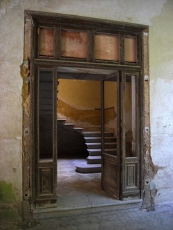 I RUDERI DI POGGIOREALE a Gibellina in Sicilia. Fotografie di Giulio Azzarello ©2014. I RUDERI DI POGGIOREALE a Gibellina in Sicilia. Fotografie di Giulio Azzarello ©2014.