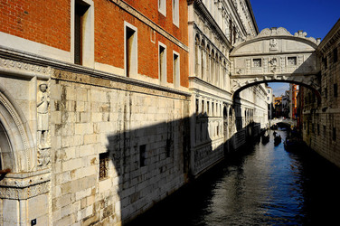 PIAZZA SAN MARCO A VENEZIA fotografie di Giulio Azzarello &copy;2016.