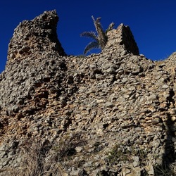RUDERE DI PIETRA. Fotografie di Giulio Azzarello &copy;2022.