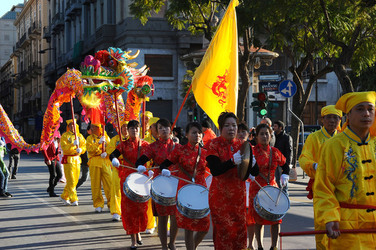 CAPODANNO CINESE panoramiche e particolari. Fotografie di Giulio Azzarello &copy;2014.