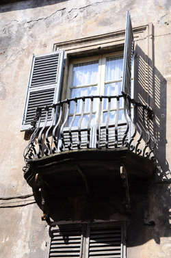 VITERBO e il suo centro storico. Fotografie di Giulio Azzarello &copy;2014.