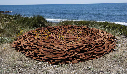 ARTE CONTEMPORANEA A PIRGI sito e riserva archeologica. Fotografie di Giulio Azzarello &copy;2014.