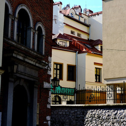 LA SINAGOGA di CRACOVIA. Fotografie di Giulio Azzarello ©2016. LA SINAGOGA di CRACOVIA. Fotografie di Giulio Azzarello ©2016.