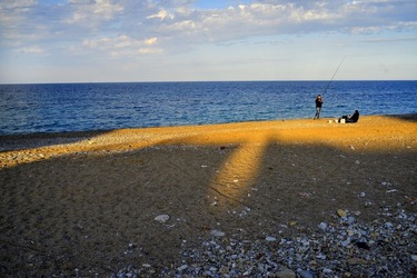 MARE e SPIAGGIA fotografie di Giulio Azzarello ©2019. MARE e SPIAGGIA fotografie di Giulio Azzarello ©2019.