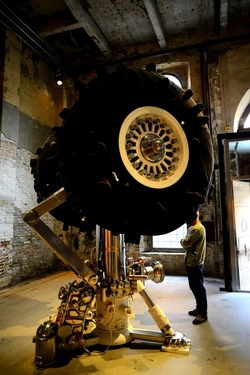 BIENNALE ARTE CONTEMPORANEA di Venezia Arsenale. Fotografie di Giulio Azzarello &copy;2020.