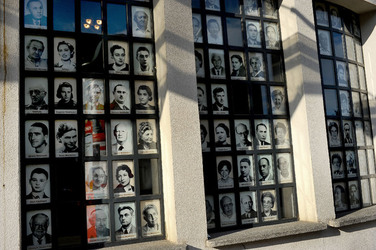 IL MUSEO SCHINDLER a Cracovia. Fotografie di Giulio Azzarello ©2016. IL MUSEO SCHINDLER a Cracovia. Fotografie di Giulio Azzarello ©2016.