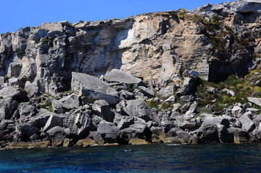 ISOLA DI FAVIGNANA in Sicilia. Visioni panoramiche o particolari. Fotografie di Giulio Azzarello ©2014. ISOLA DI FAVIGNANA in Sicilia. Visioni panoramiche o particolari. Fotografie di Giulio Azzarello ©2014.