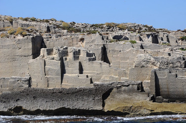 ISOLA DI FAVIGNANA in Sicilia. Visioni panoramiche o particolari. Fotografie di Giulio Azzarello ©2014. ISOLA DI FAVIGNANA in Sicilia. Visioni panoramiche o particolari. Fotografie di Giulio Azzarello ©2014.