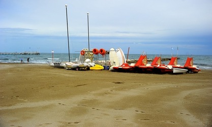 LIDO di VENEZIA. Fotografie di Giulio Azzarello ©2018.
