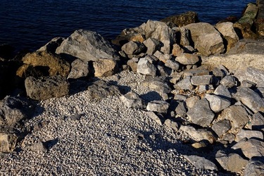 BARCHE. Fotografie di Giulio Azzarello ©2022. BARCHE. Fotografie di Giulio Azzarello ©2022.