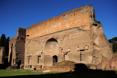 LE TERME DI CARACALLA a Roma visioni panoramiche o particolari. Fotografie di Giulio Azzarello &copy;2014.