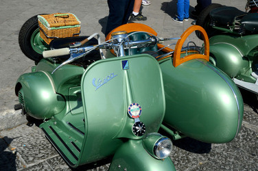 VESPE raduno storico a Palermo panoramiche e particolari. Fotografie di Giulio Azzarello &copy;2014.