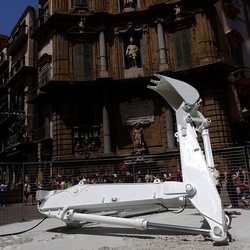 INSTALLAZIONE. Fotografie di Giulio Azzarello ©2022.