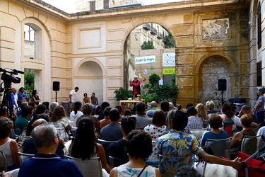 LA MACCHINA DEI SOGNI di Mimmo Cuticchio. Fotografie di Giulio Azzarello ©2020. LA MACCHINA DEI SOGNI di Mimmo Cuticchio. Fotografie di Giulio Azzarello ©2020.