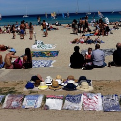 MONDELLO. Fotografie di Giulio Azzarello &copy;2024.