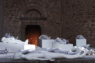 VANESSA BEECROFT allo Spasimo di Palermo alcuni momenti. Fotografie di Giulio Azzarello &copy;2014.