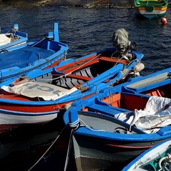 BARCHE. Fotografie di Giulio Azzarello ©2022.
