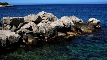 BAIA DEL CORALLO. Fotografie di Giulio Azzarello &copy;2022.