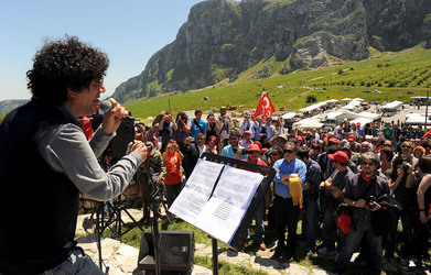 PORTELLA della Ginestra in Sicilia. Fotografie di Giulio Azzarello &copy;2014.