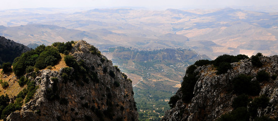 IL PARCO DELLE MADONIE da Polizzi Generosa in Sicilia. Fotografie di Giulio Azzarello &copy;2014.