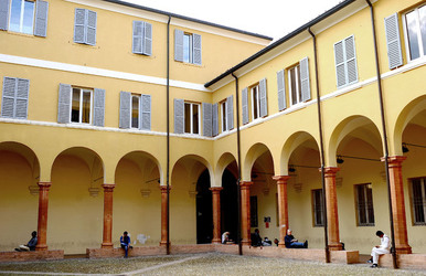 MODENA centro storico. Fotografie di Giulio Azzarello ©2016. MODENA centro storico. Fotografie di Giulio Azzarello ©2016.