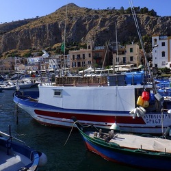 MONDELLO. Fotografie di Giulio Azzarello ©2022.